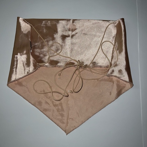 Silky Going Out Top - Picture 2 of 2